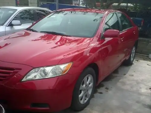 Toyota Camry LE 2009