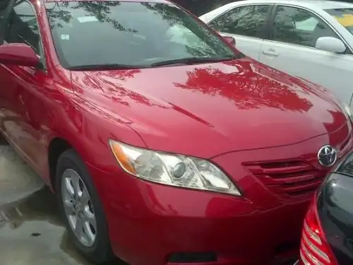 Toyota Camry LE 2009