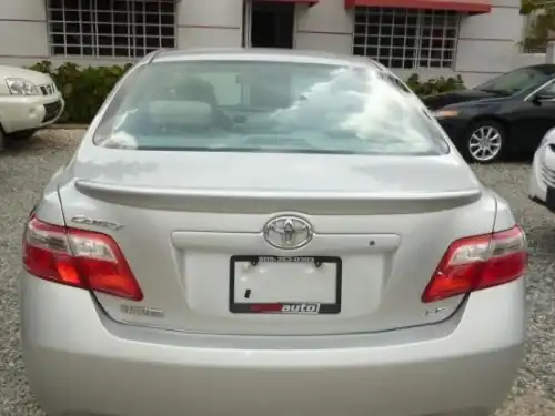 Toyota Camry LE 2009