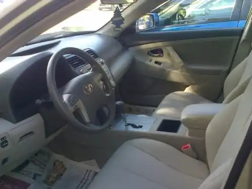 Toyota Camry LE 2009