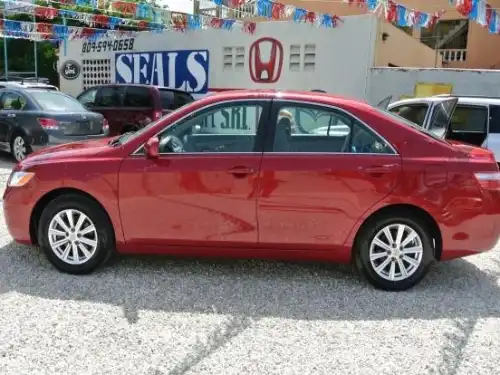 Toyota Camry LE 2009