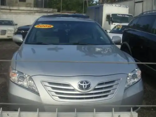 Toyota Camry LE 2009