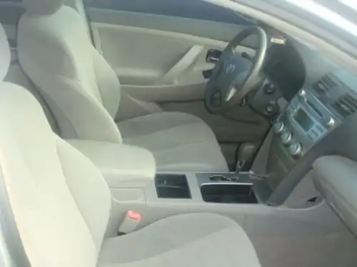 Toyota Camry LE 2009