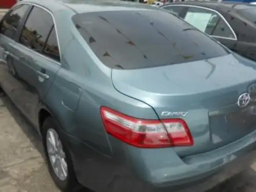 Toyota Camry LE 2009