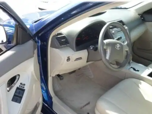 Toyota Camry LE 2009