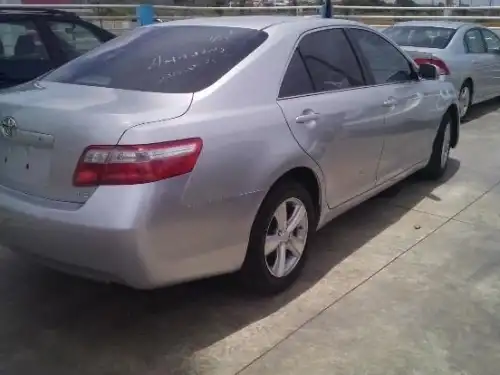 Toyota Camry LE 2009
