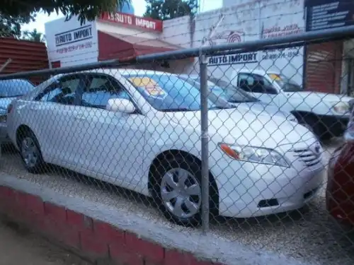 Toyota Camry LE 2009