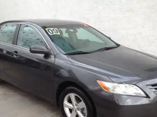 Toyota Camry LE 2009