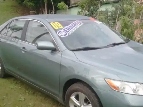 Toyota Camry LE 2009