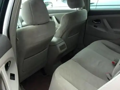 Toyota Camry LE 2009