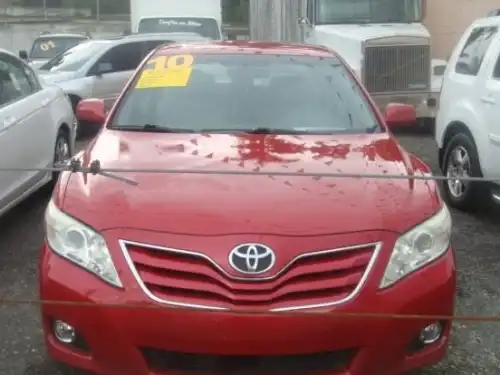 Toyota Camry LE 2010