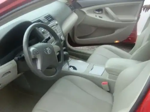 Toyota Camry LE 2010