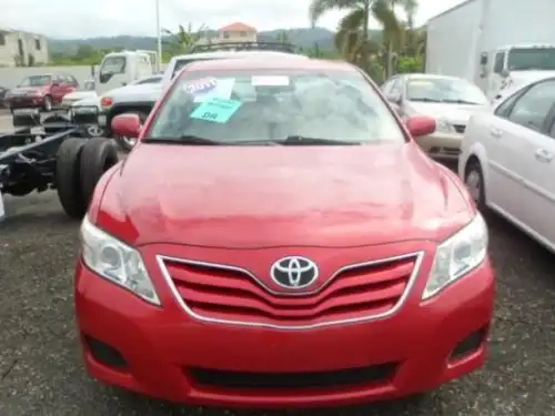 Toyota Camry LE 2011
