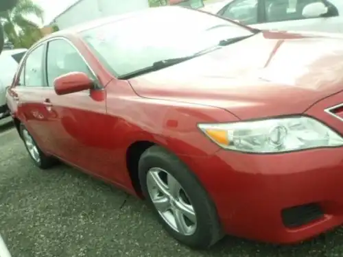 Toyota Camry LE 2011