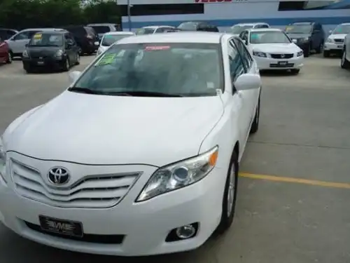 Toyota Camry LE 2011