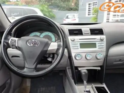 Toyota Camry SE 2009