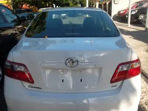 Toyota Camry SE 2009