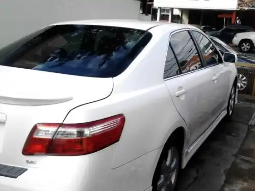 Toyota Camry SE 2009