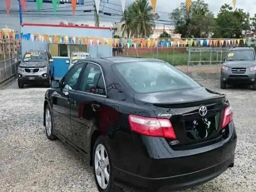 Toyota Camry SE 2009