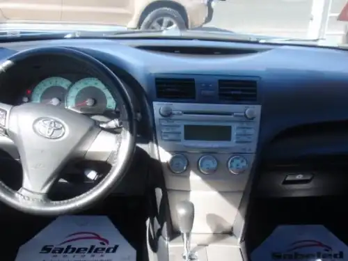 Toyota Camry SE 2009