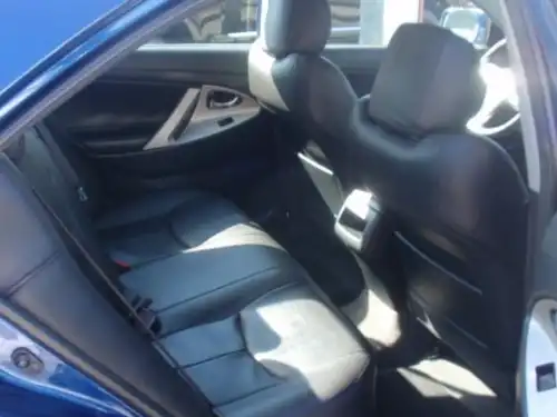 Toyota Camry SE 2009