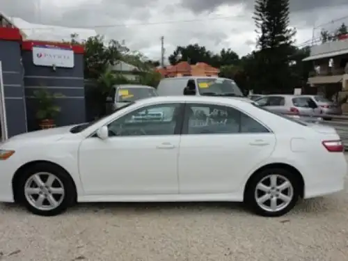 Toyota Camry SE 2009