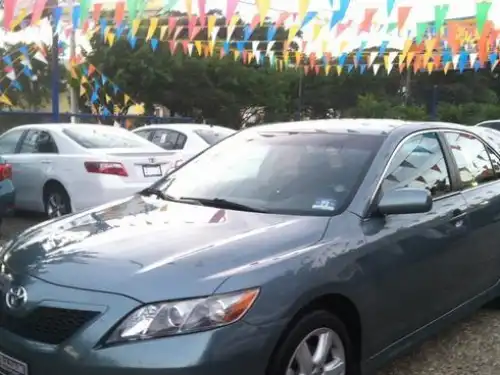 Toyota Camry SE 2009