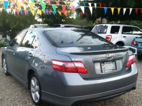 Toyota Camry SE 2009