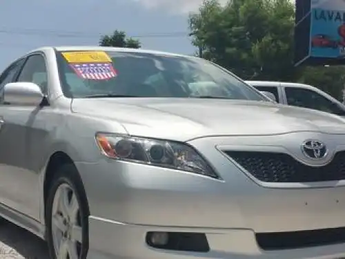 Toyota Camry SE 2009