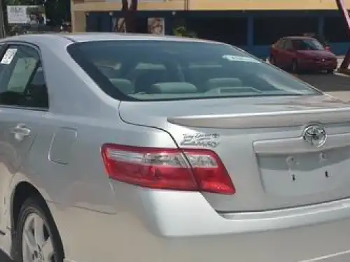 Toyota Camry SE 2009