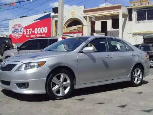 Toyota Camry SE 2010