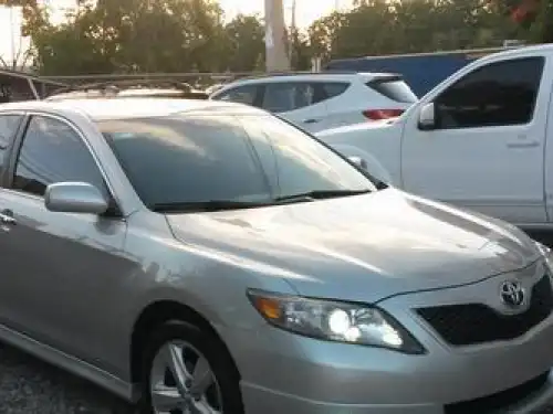 Toyota Camry SE 2010