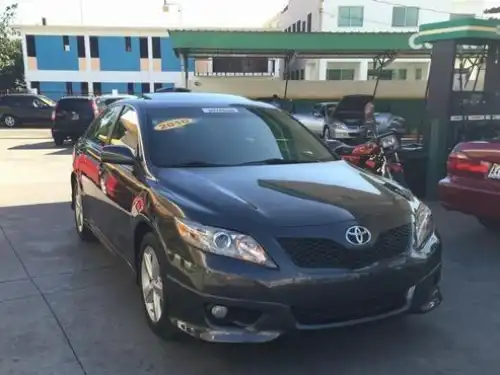 Toyota Camry SE 2010