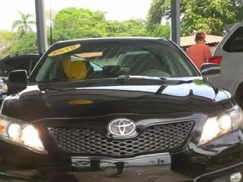 Toyota Camry SE 2010