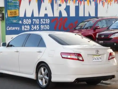 Toyota Camry SE 2010