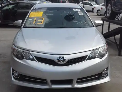 Toyota Camry SE 2013