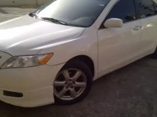 Toyota Camry blanco 2007 nitido 