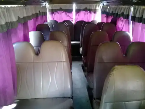 Toyota Coaster 30 Pasajeros