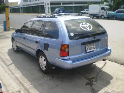 Toyota Corolla  1996  