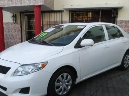 Toyota Corolla  2009