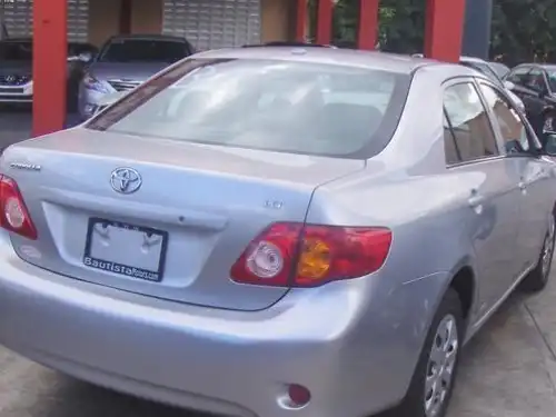 Toyota Corolla  2009