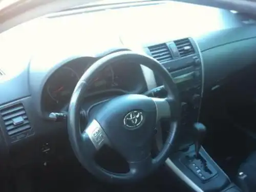 Toyota Corolla  2010