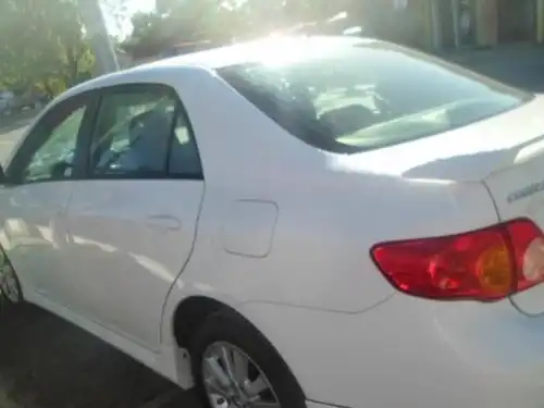 Toyota Corolla  2010