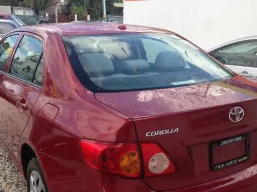 Toyota Corolla  2010