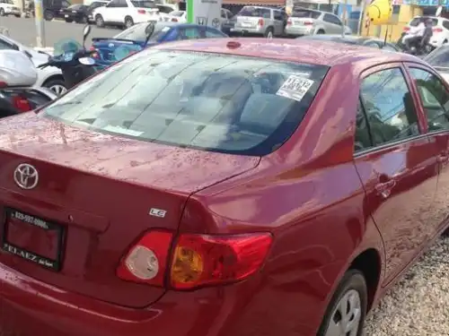 Toyota Corolla  2010