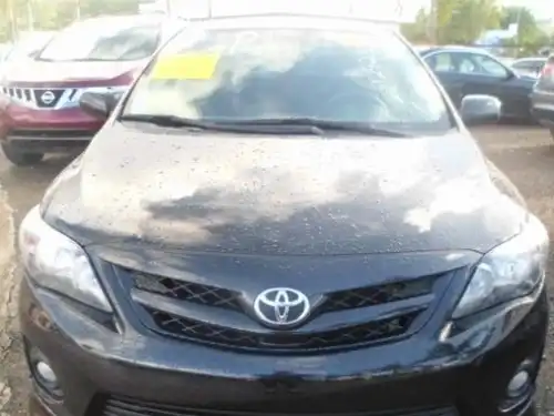 Toyota Corolla  2011