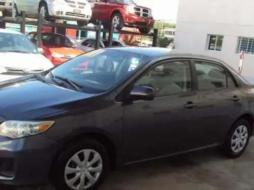 Toyota Corolla  2011