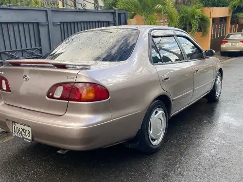 Toyota Corolla 1998 Americano Único Dueño