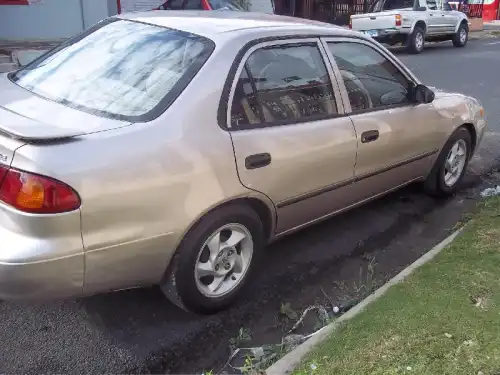 Toyota Corolla 2000 Unica Dueña Aire Full,aros Y Gomas Nuevas 