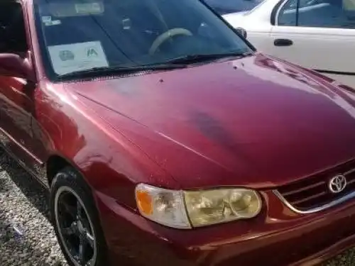 Toyota Corolla 2001 LE, Rojo 